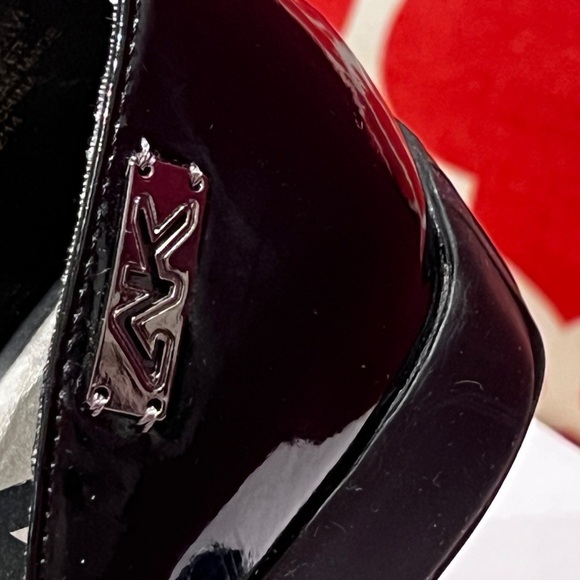 Anne Klein Black Sparkle Flats - Picture 6 of 9